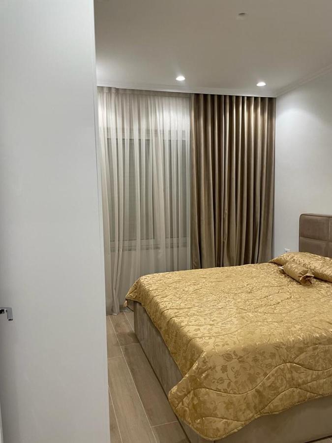 City Center Apartment Kafe Flora Tirana Extérieur photo